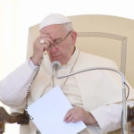 Papa Francesco: «Pregare il Rosario a casa e in famiglia»